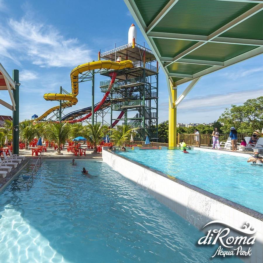 Caldas Novas - Piazza Diroma - Com Ingressos Do Acqua Park Todos Os Dias ภายนอก รูปภาพ